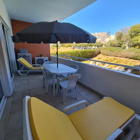 Flamingo Apartment